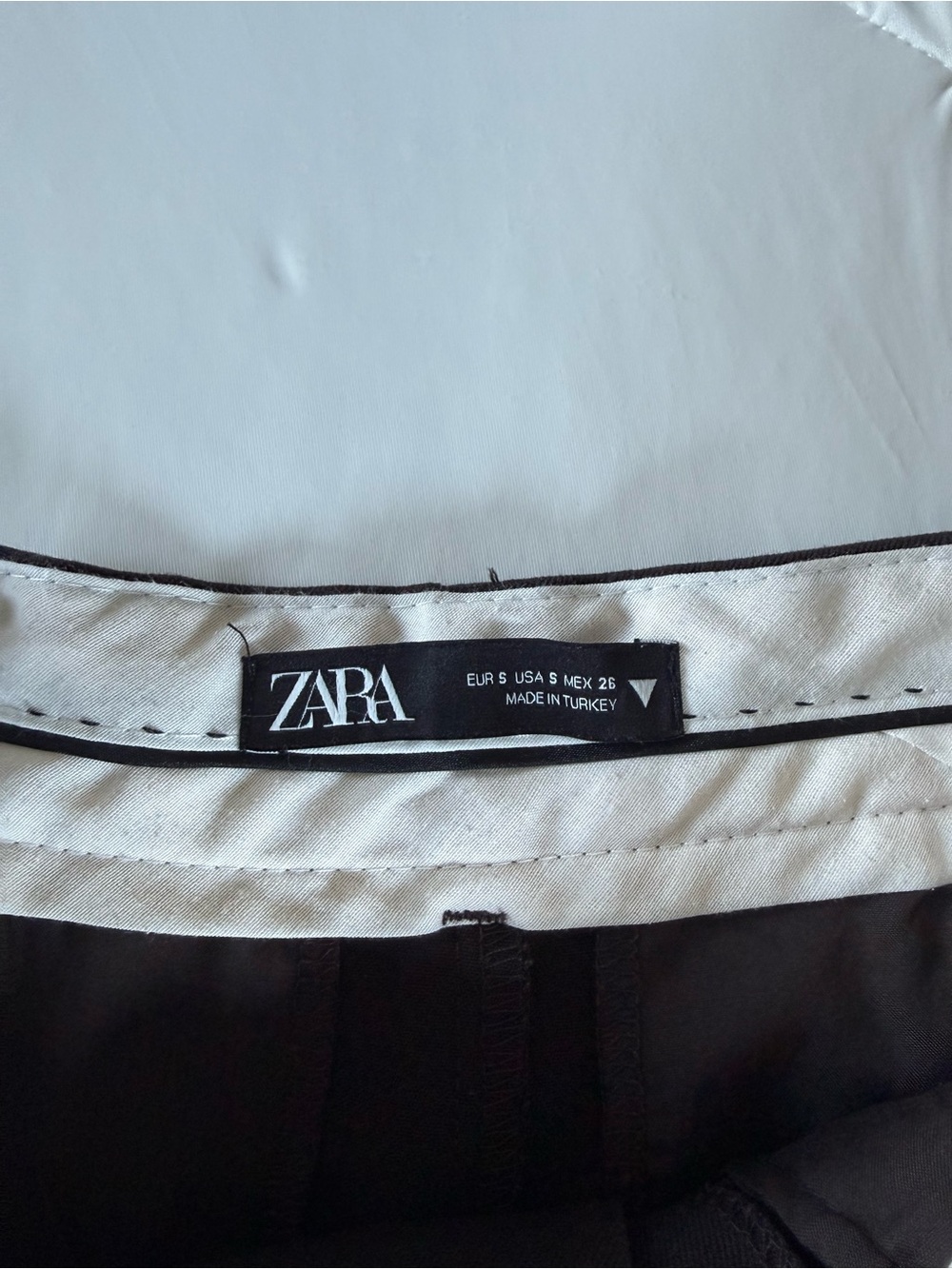 Classic Zara Wide-Leg Pants in Dark Brown - Picture 3 of 6